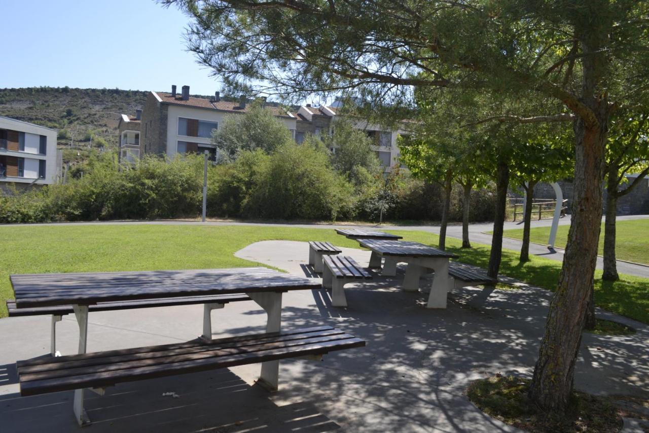 Apartamento Las Margas Golf Pirineo Aragones Sabiñánigo Eksteriør billede