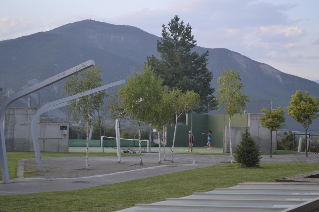 Apartamento Las Margas Golf Pirineo Aragones Sabiñánigo Eksteriør billede